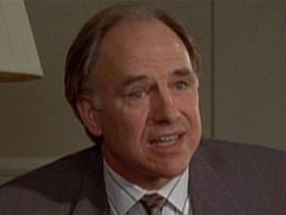 Robert Pine in Independence Day