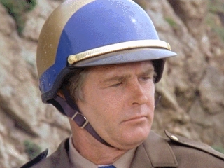 Alfred Rossi in Escape to Witch Mountain