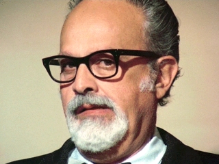 Dan Seymour in Escape to Witch Mountain