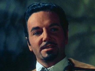 John Sutton in Captain From Castile